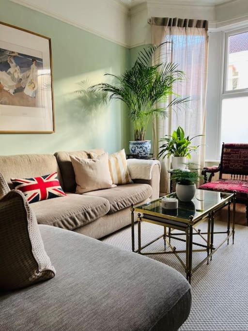 2025 Award Winner Liverpool Strawberry House - 3 Bedrooms מראה חיצוני תמונה